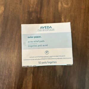Aveda Outer Peace Acne Relief Pads - White